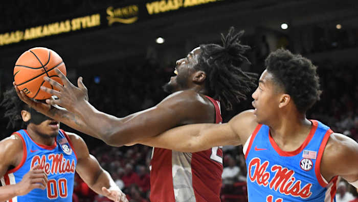 012123-Makhel Mitchell-Ole Miss-andy